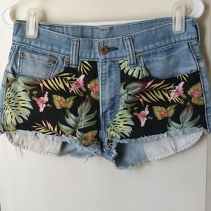Levi's Light Wash denim shorts Red Tab 511